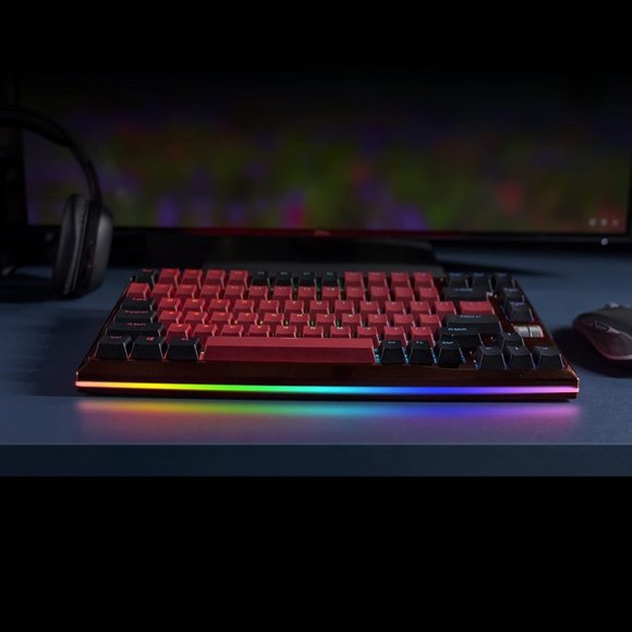 Taiahiro Retro Mechanical Bluetooth Keyboard - Model: 980-BLU-GOL - Picture 4 of 4